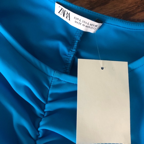 Zara Blue Stretchy Athletic Sleevless Tank Top - Picture 2 of 7